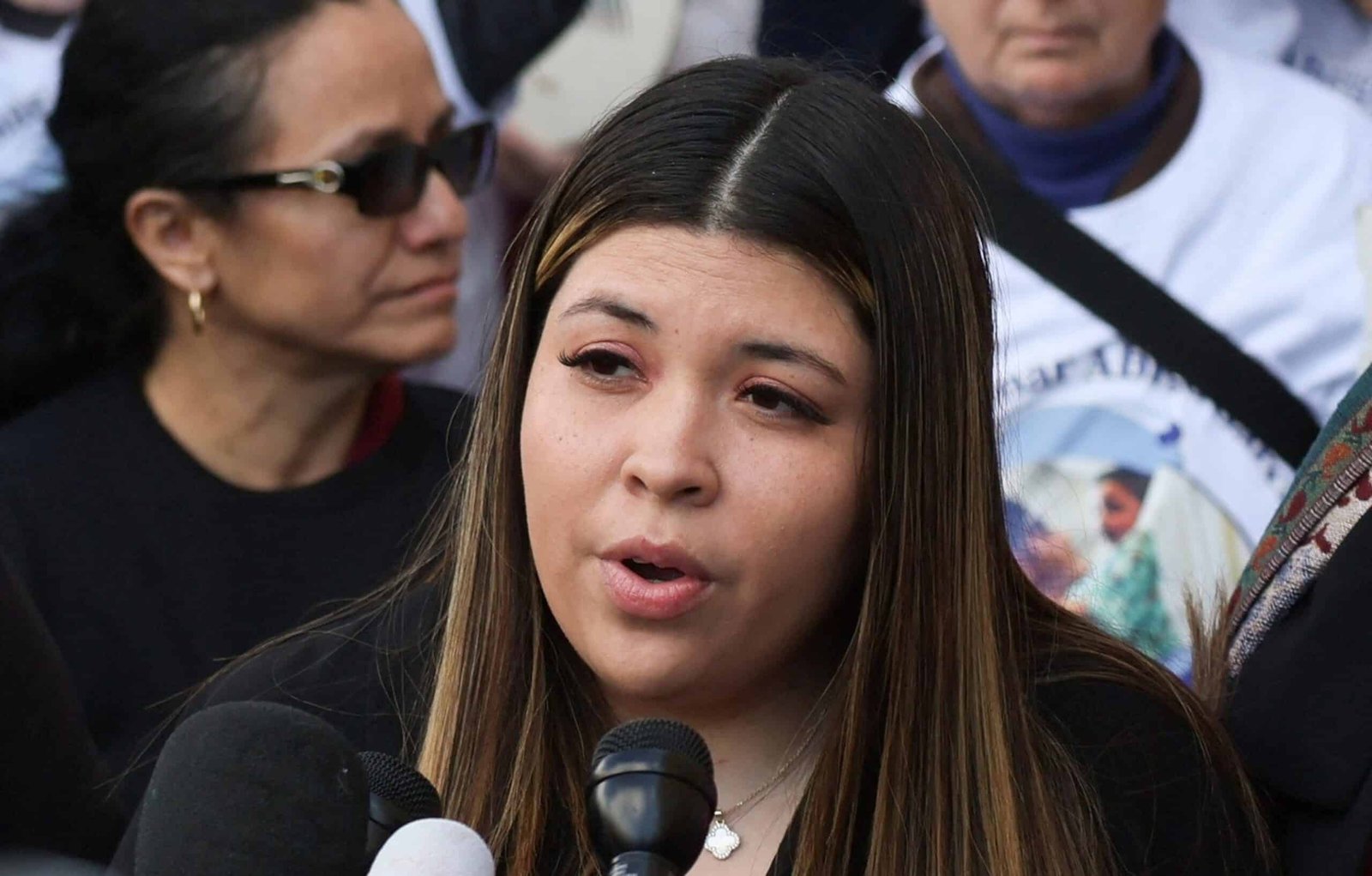 Deported wife Maryland Man Abrego García said he hit, scratched her in 2021 judicial documents