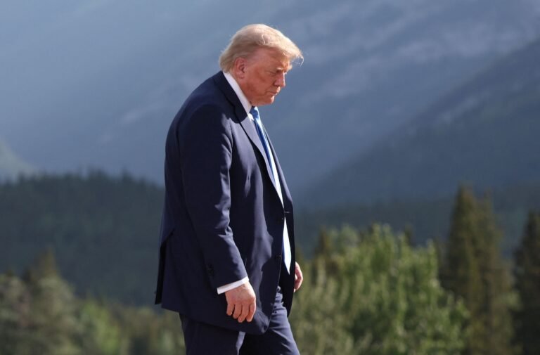 Diplomatic Bolpe or Military Action?: Trump's choice in Iran: Analysis