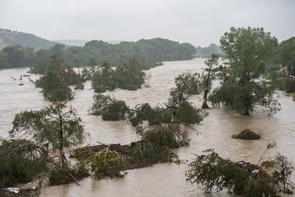 Photo: Deaths reported after floods in Texas Hill Country